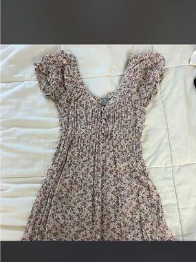 Floral Smocked V-Neck Women’s Dress in Lavender